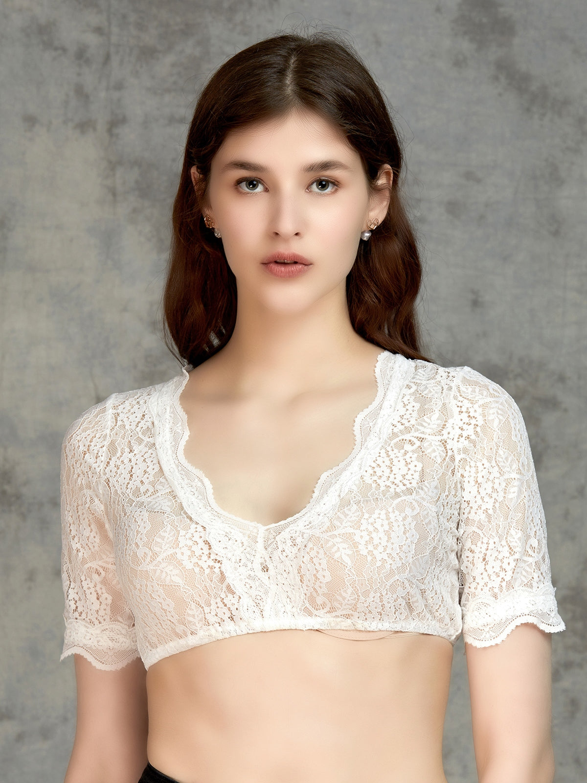 Weiß V-Ausschnitt Dirndlbluse Aus Spitze Lilly